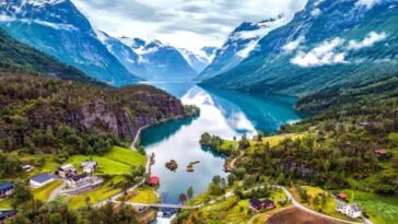 Fjordok ölelésében: Körutazás Norvégia vadregényes tájain