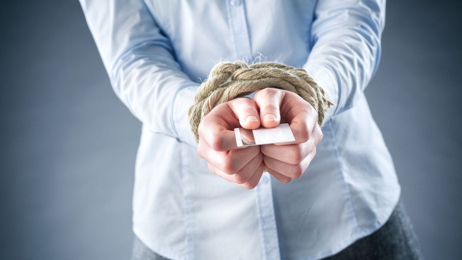 Mi történik, ha túllépem a hitelkeretet?