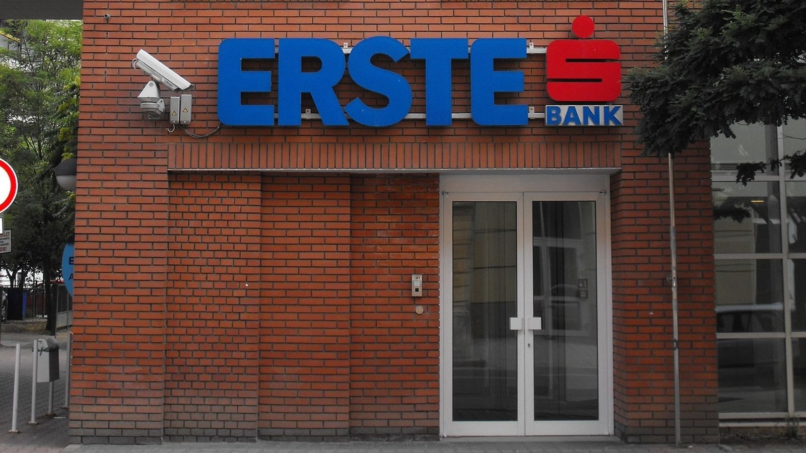 Mától elérhetetlen lesz az Erste Bank több szolgáltatása